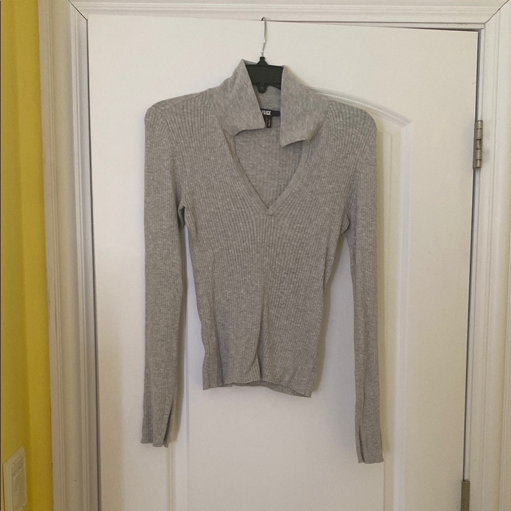 Long Sleeve Gray Tee for Everyday Comfort